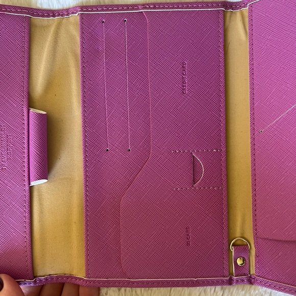 Like New, RFID blocking Passport holder - Picture 3 of 5